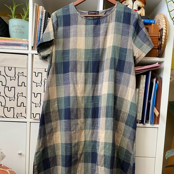 EUC Linen Midi Dress - Picture 2 of 4